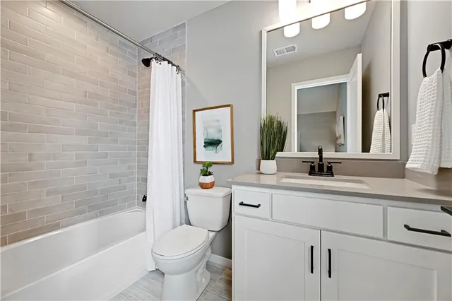 $820,000 | 16204 South Twilight Lane, Olathe, KS 66062