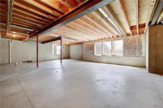 $820,000 | 16204 South Twilight Lane, Olathe, KS 66062