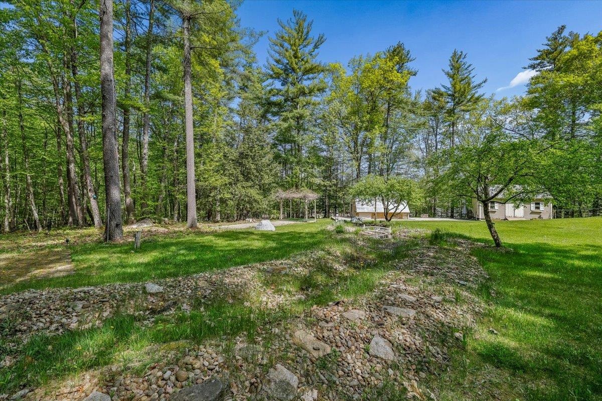 5 Cobblestone Place Merrimack, NH 03054 - Photo 39 of 43 Gallery Image 39