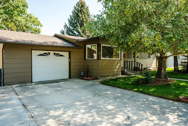 $422,000 | 607 Fullerton Avenue, Buffalo, WY 82834