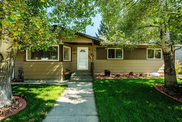 $422,000 | 607 Fullerton Avenue, Buffalo, WY 82834