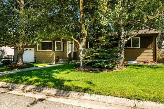 $422,000 | 607 Fullerton Avenue, Buffalo, WY 82834