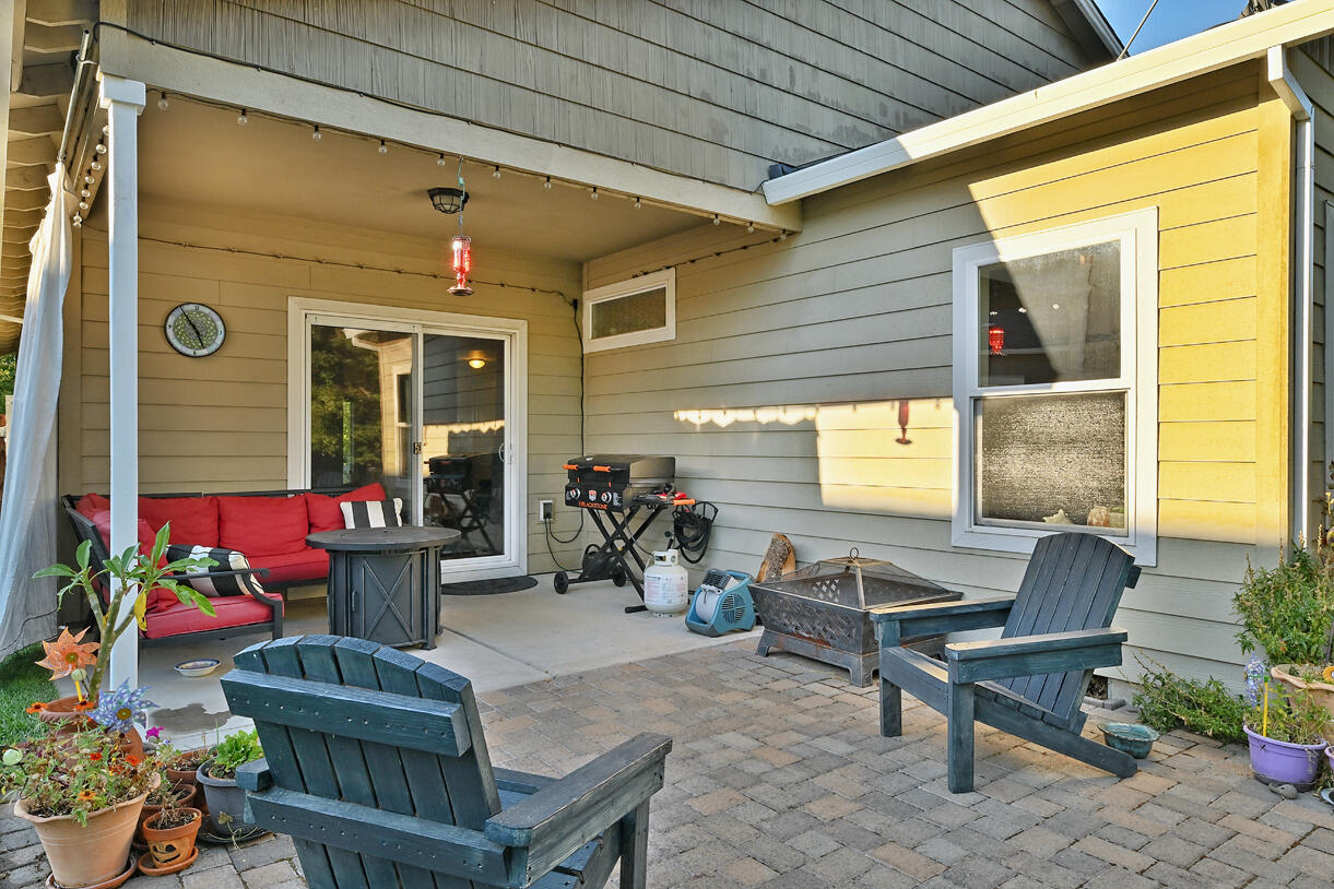 3625 Hilsinger Road Phoenix, OR 97535 - Photo 22 of 26 DSC_0600