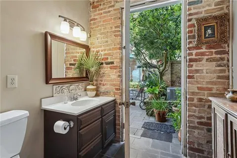 $389,000 | 524 St Philip Street, Unit 1B, New Orleans, LA 70116