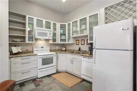 $389,000 | 524 St Philip Street, Unit 1B, New Orleans, LA 70116