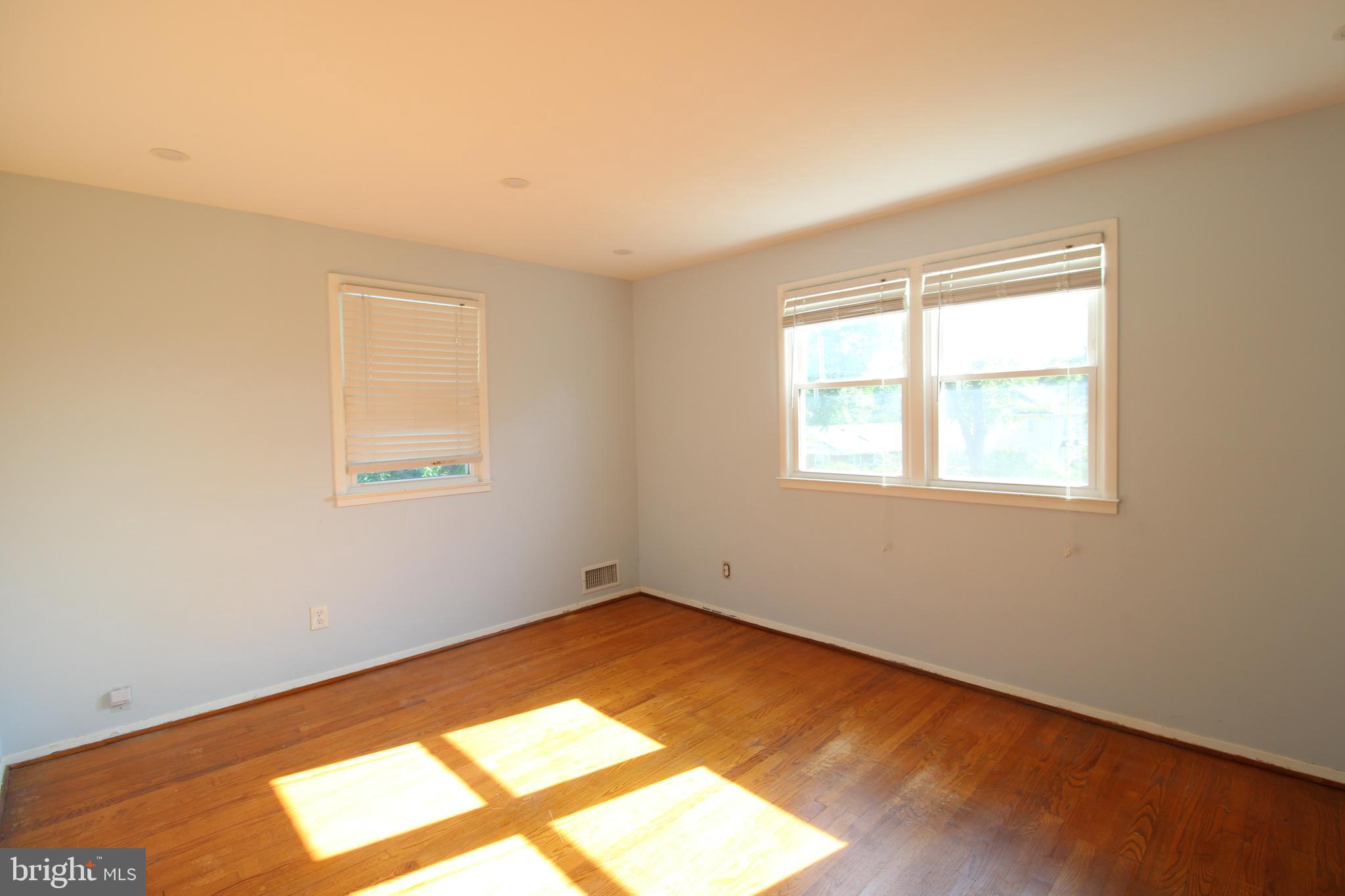 5204 Queensberry Avenue Springfield, VA 22151 - Photo 16 of 23