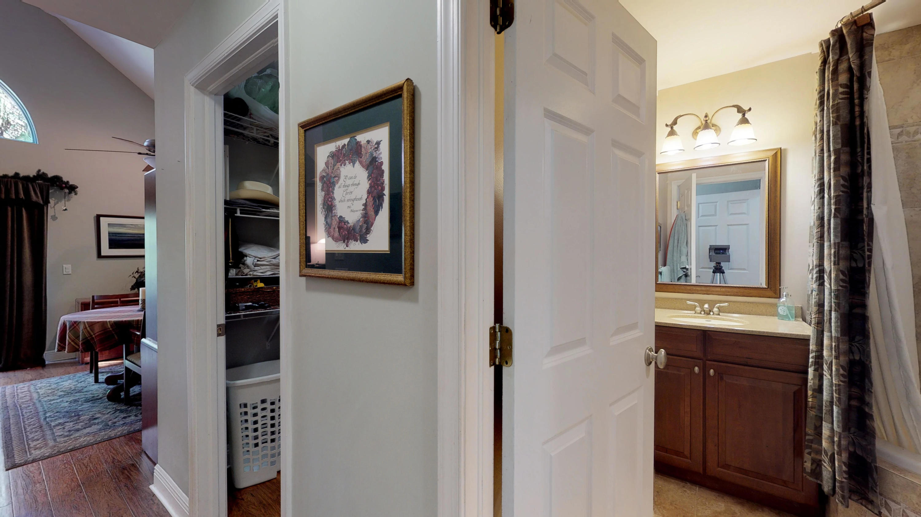 4502 Southwest Wild Turkey Road Okeechobee, FL 34974 - Photo 29 of 67 08_Master Suite (1)