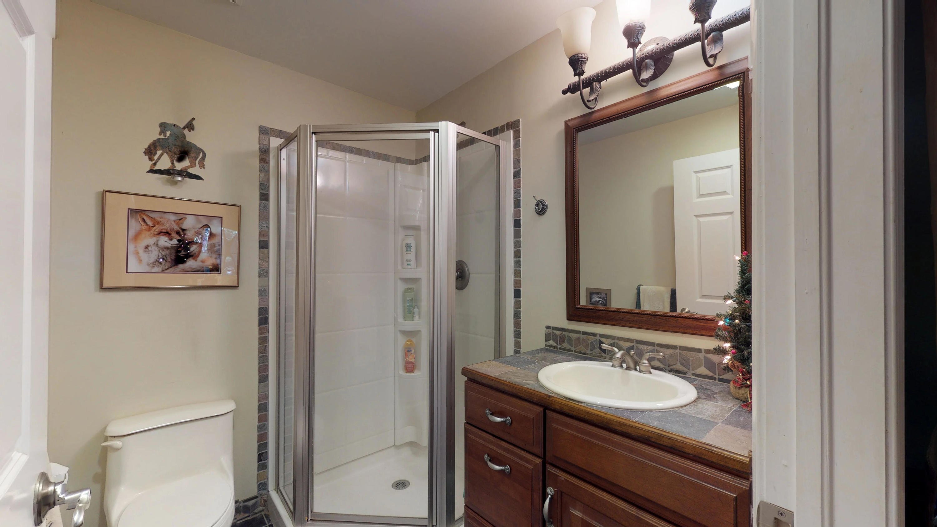 4502 Southwest Wild Turkey Road Okeechobee, FL 34974 - Photo 38 of 67 10_Bathroom 2 (2)