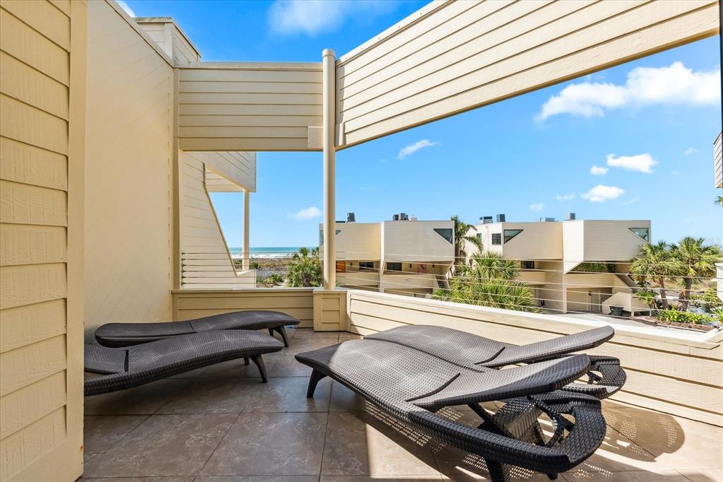 548 Beach Road, Unit 540A Sarasota, FL 34242 - Photo 21 of 77