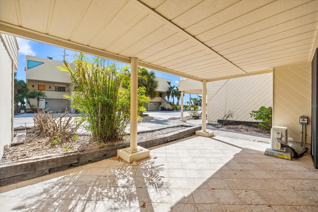 548 Beach Road, Unit 540A Sarasota, FL 34242 - Photo 40 of 77