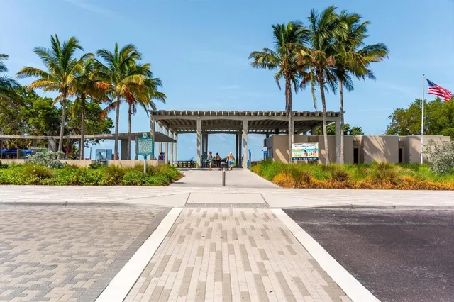 $1,795,000 | 548 Beach Road, Unit 540A, Sarasota, FL 34242