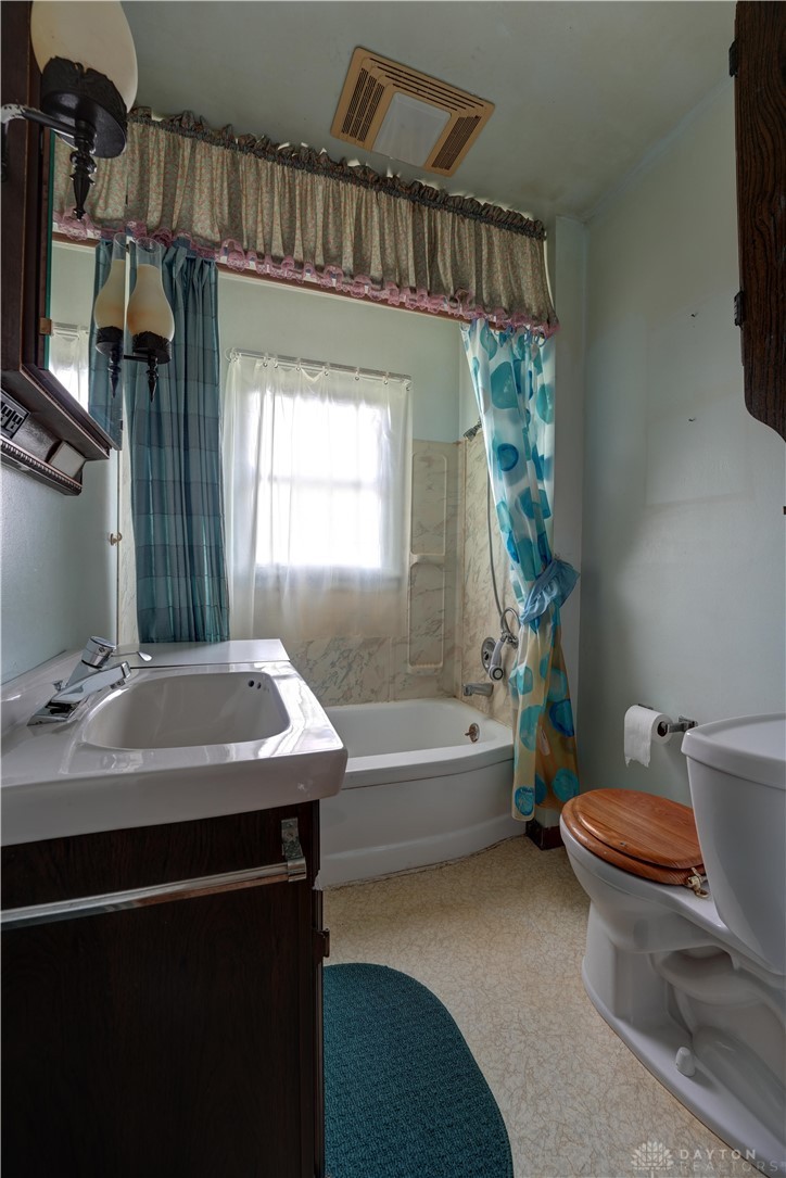 8150 Snake Road Dayton, OH 45426 - Photo 40 of 48