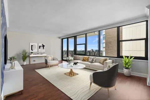 $220,000 | 3440 North Lake Shore Drive, Unit 17F, Chicago, IL 60657