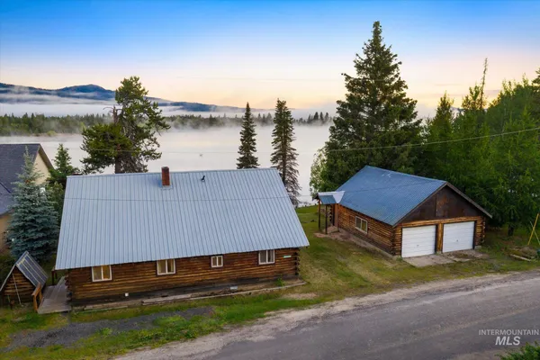 $1,500,000 | 13029 Delayne Road, Donnelly, ID 83615