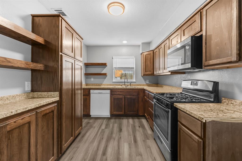 6505 Flamingo Road Greenville, TX 75402 - Photo 12 of 33