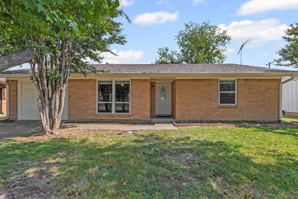 6505 Flamingo Road Greenville, TX 75402 - Photo 2 of 33