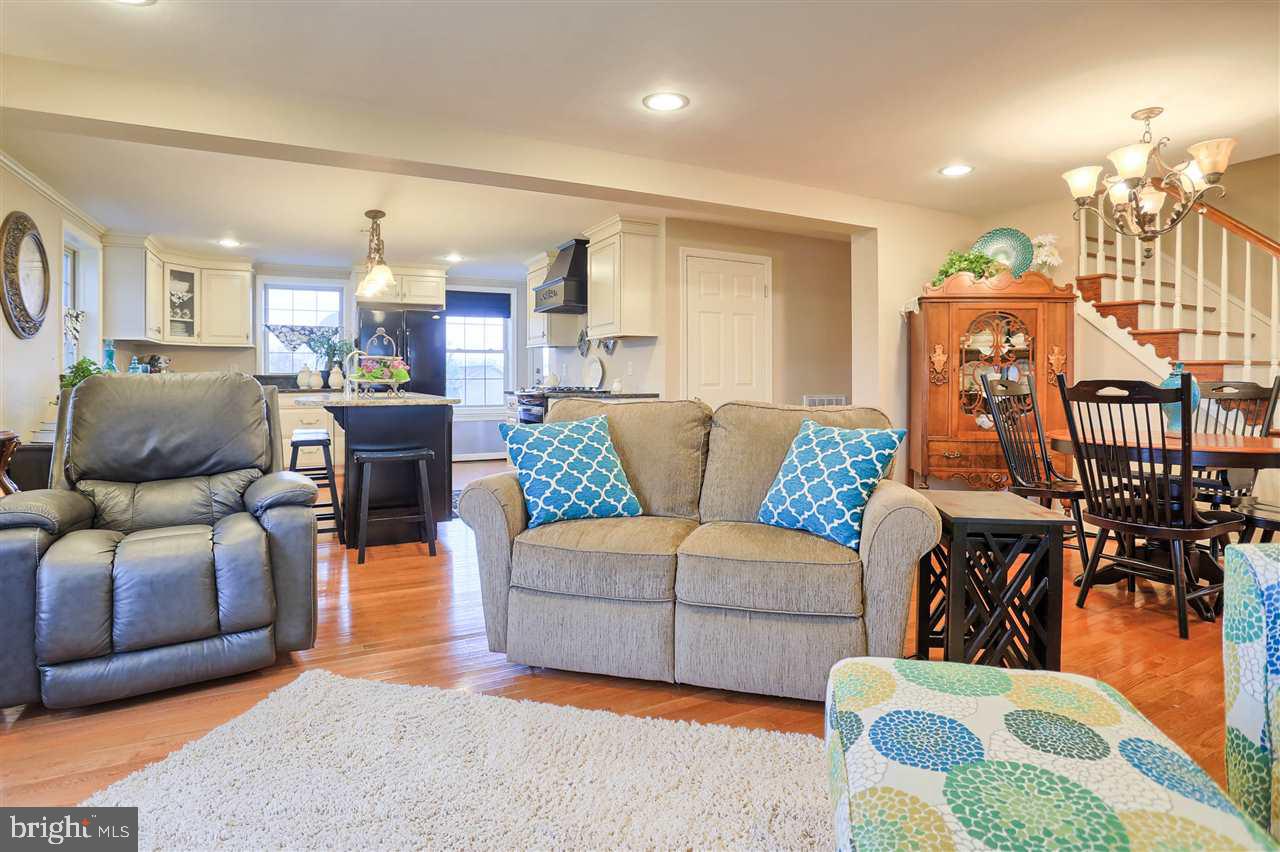 2331 Grandview Road Hanover, PA 17331 - Photo 7 of 32