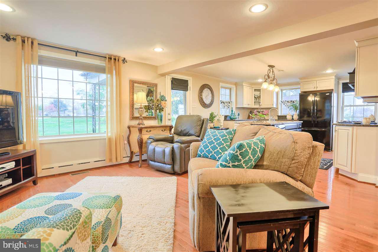 2331 Grandview Road Hanover, PA 17331 - Photo 8 of 32