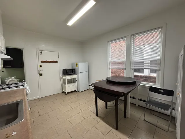 $2,600 | 66 Cottage Street, Unit 3, Bayonne, NJ 07002