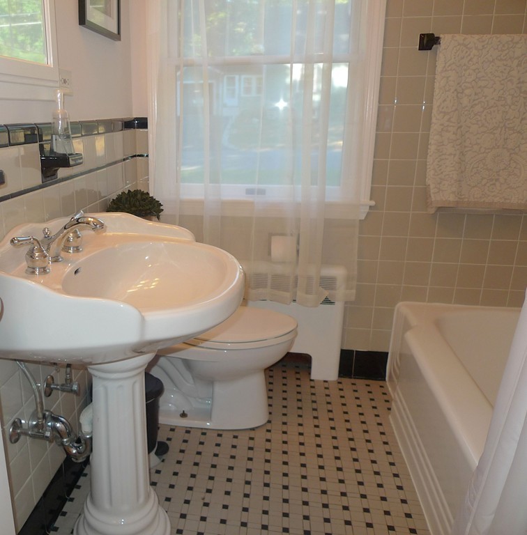 46 Woodbriar Road Wakefield, MA 01880 - Photo 12 of 30 Gallery Image 12