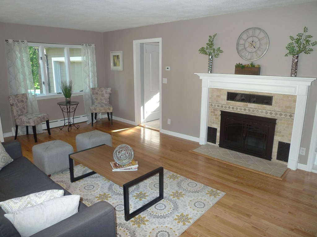 46 Woodbriar Road Wakefield, MA 01880 - Photo 4 of 30 Gallery Image 4