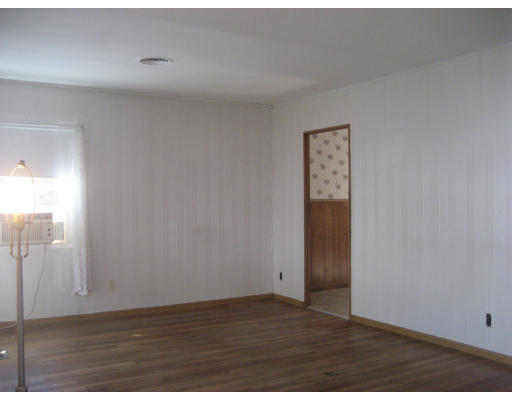 138 Ridge Road Revere, MA 02151 - Photo 3 of 6