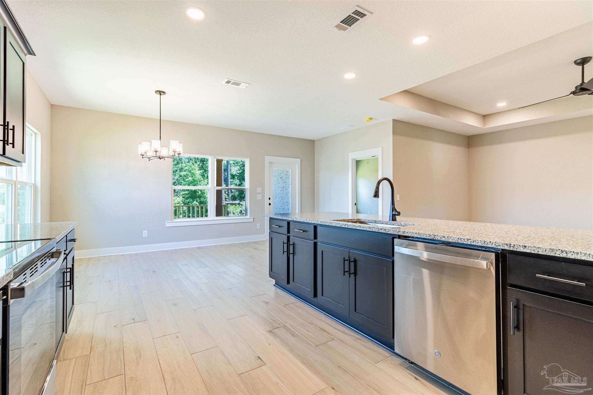 7727 Piper Circle Milton, FL 32583 - Photo 14 of 42