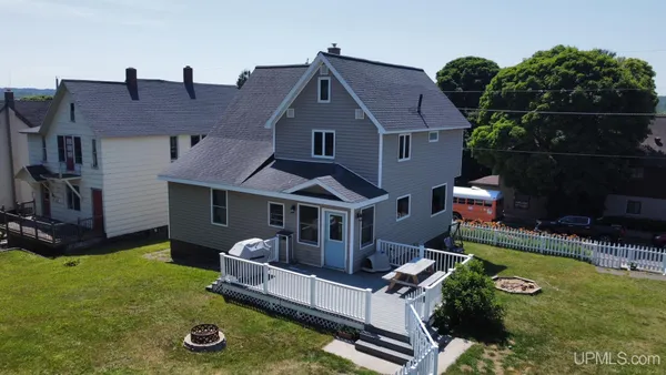 $219,900 | 925 Elm Street, Hancock, MI 49930