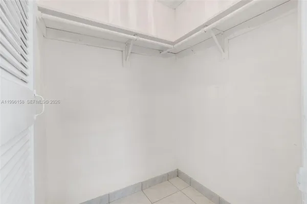 $2,225 | 6130 West 19th Avenue, Unit 305, Hialeah, FL 33012