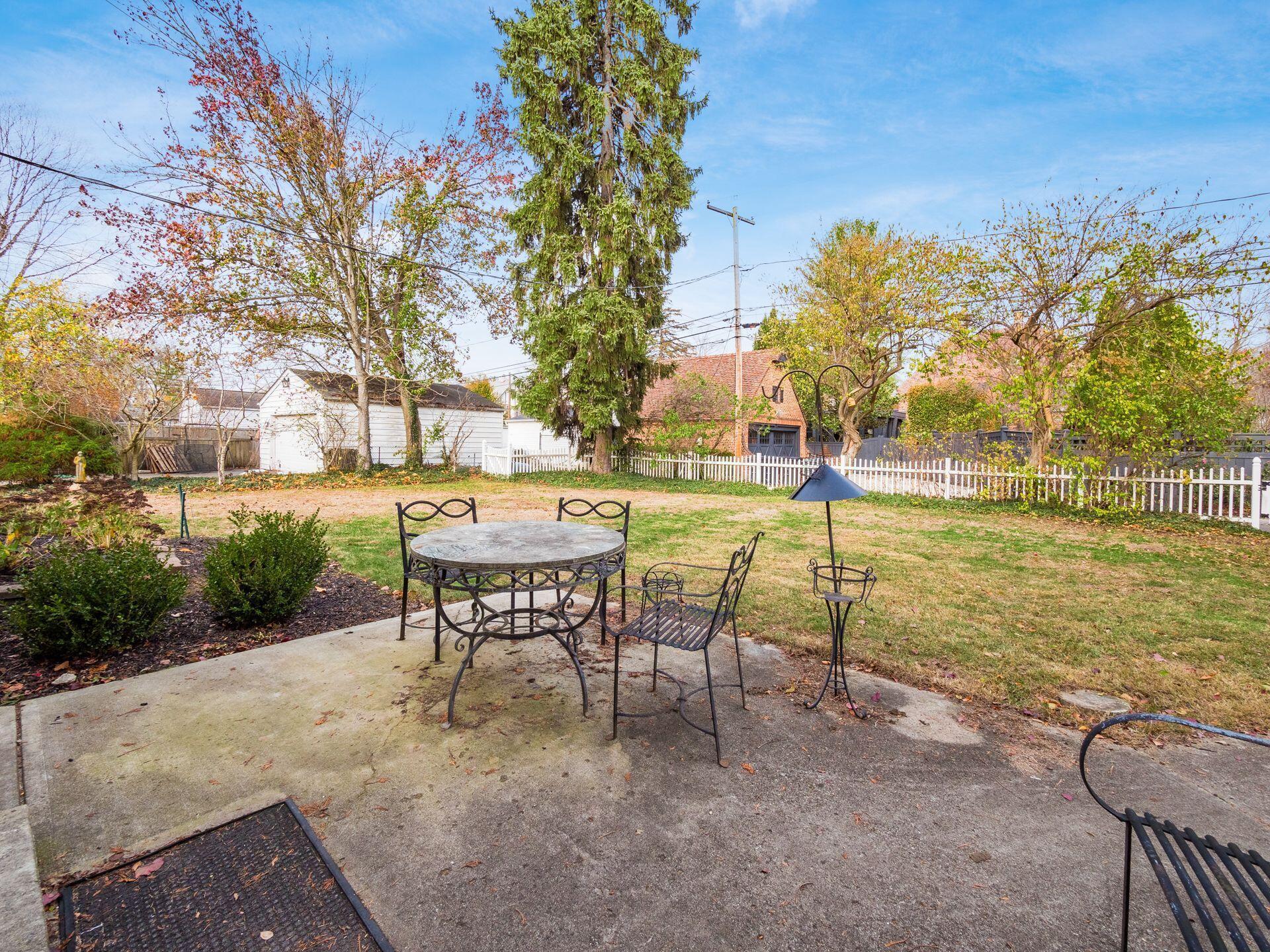 2596 Bryden Road Bexley, OH 43209 - Photo 55 of 82 Patio