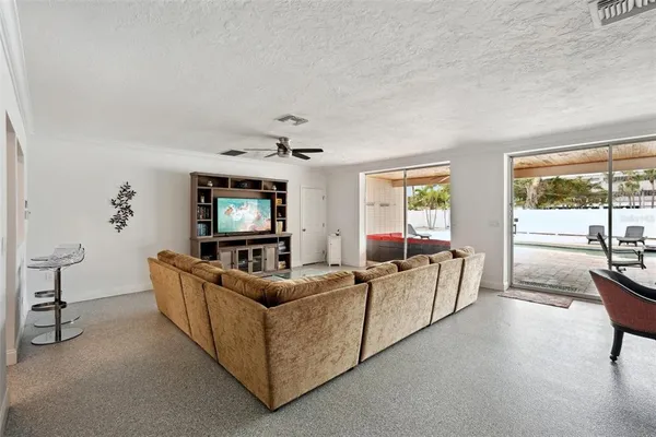 $21,000 | 55 North Washington Drive, Sarasota, FL 34236