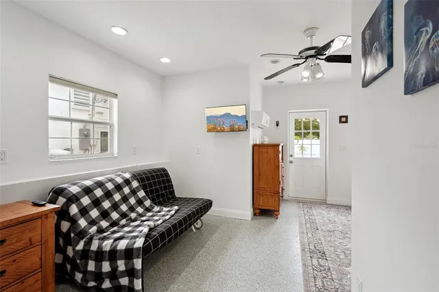 $21,000 | 55 North Washington Drive, Sarasota, FL 34236