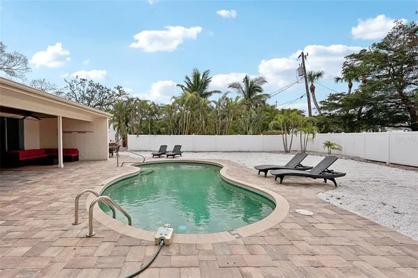 $21,000 | 55 North Washington Drive, Sarasota, FL 34236