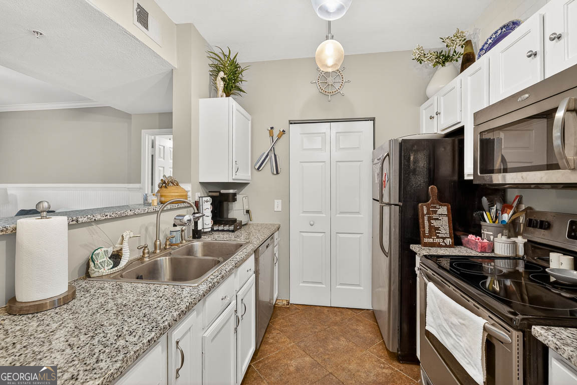 1704 Frederica Road, Unit 605 St. Simons Island, GA 31522 - Photo 8 of 28