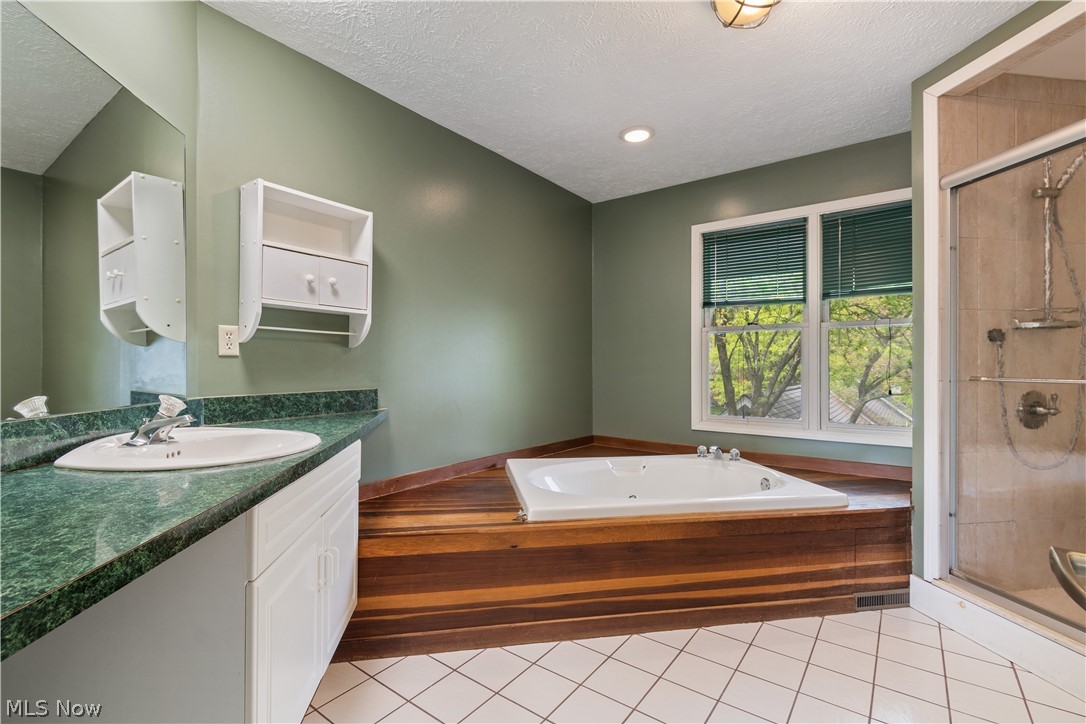 1718 Fulton Road Cleveland, OH 44113 - Photo 20 of 27 Gallery Image 20