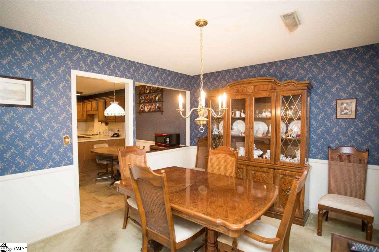 425 Sparrow Hawk Court Greer, SC 29650 - Photo 13 of 22 Gallery Image 13