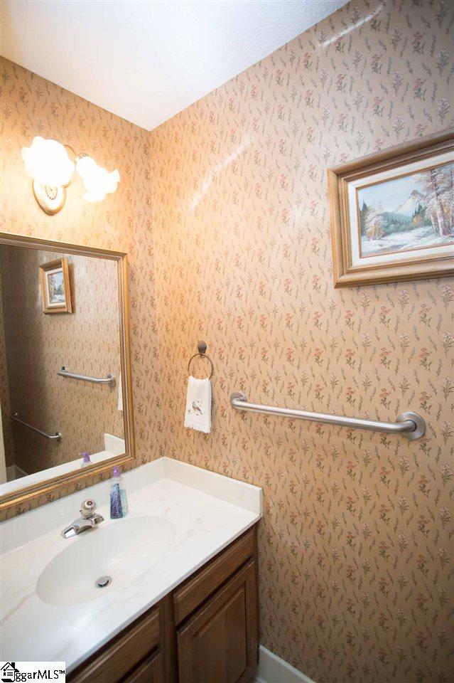 425 Sparrow Hawk Court Greer, SC 29650 - Photo 3 of 22 Gallery Image 3