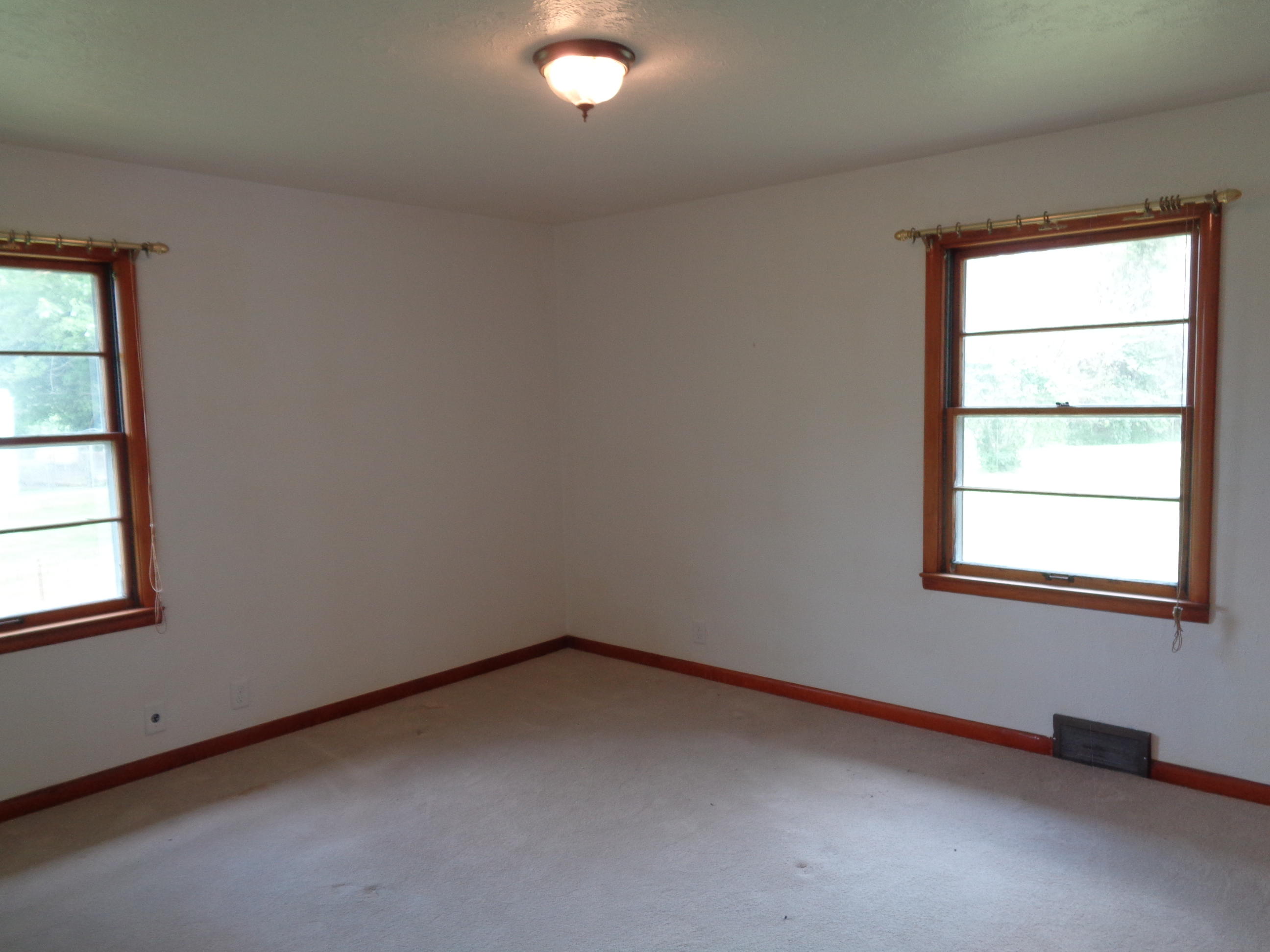 2424 Cottingham Road North Springfield, OH 45502 - Photo 13 of 29