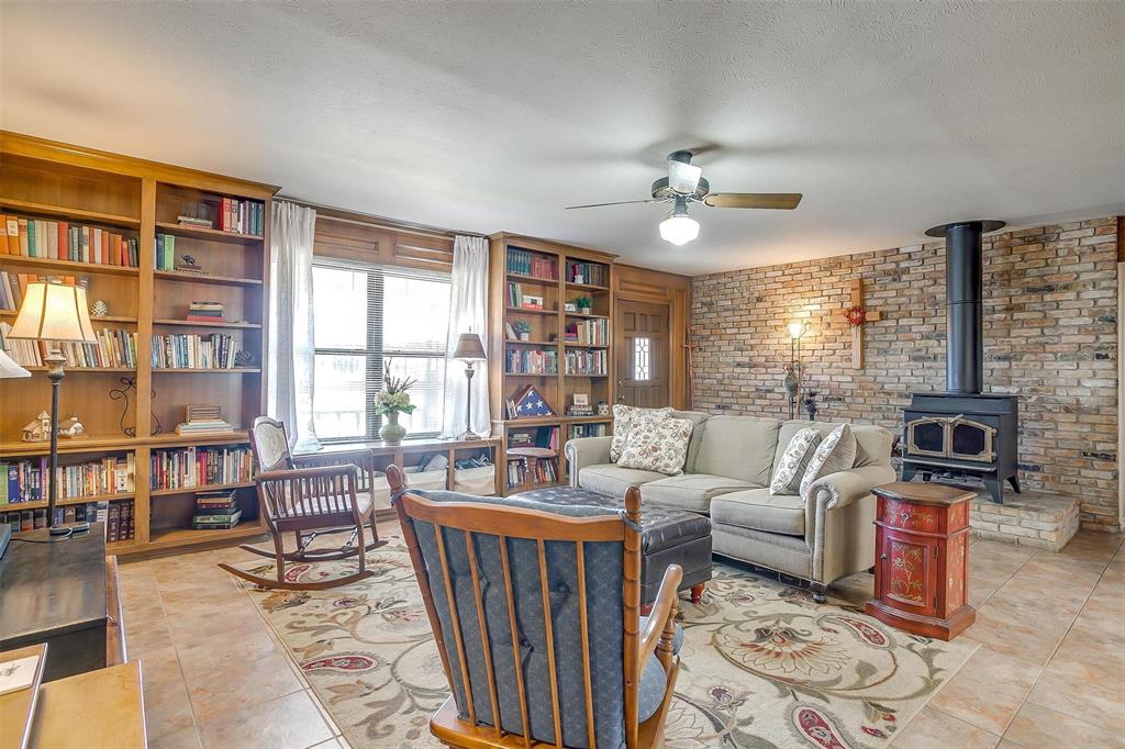 439 County Road 3190 Winnsboro, TX 75494 - Photo 5 of 21