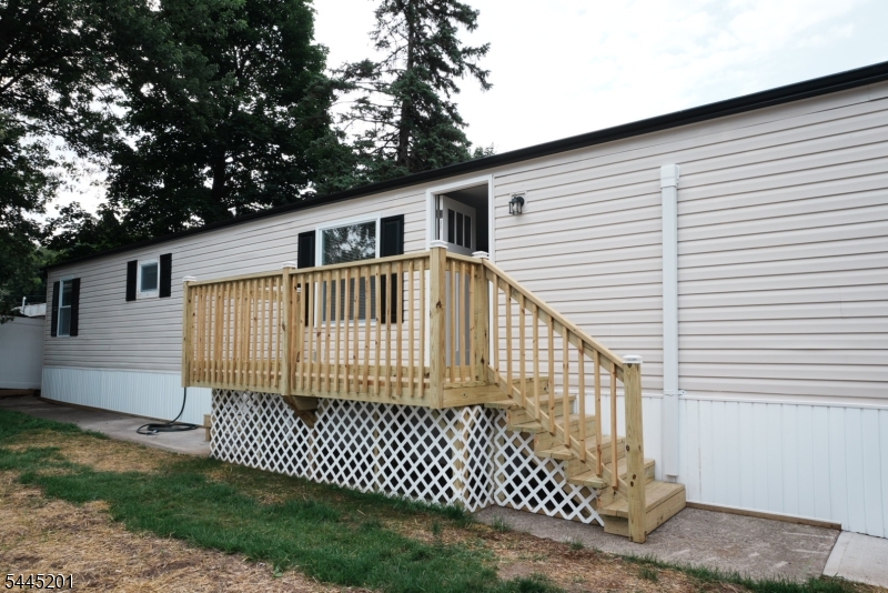 15 3rd Street Wayne, NJ 07470 - Photo 1 of 12