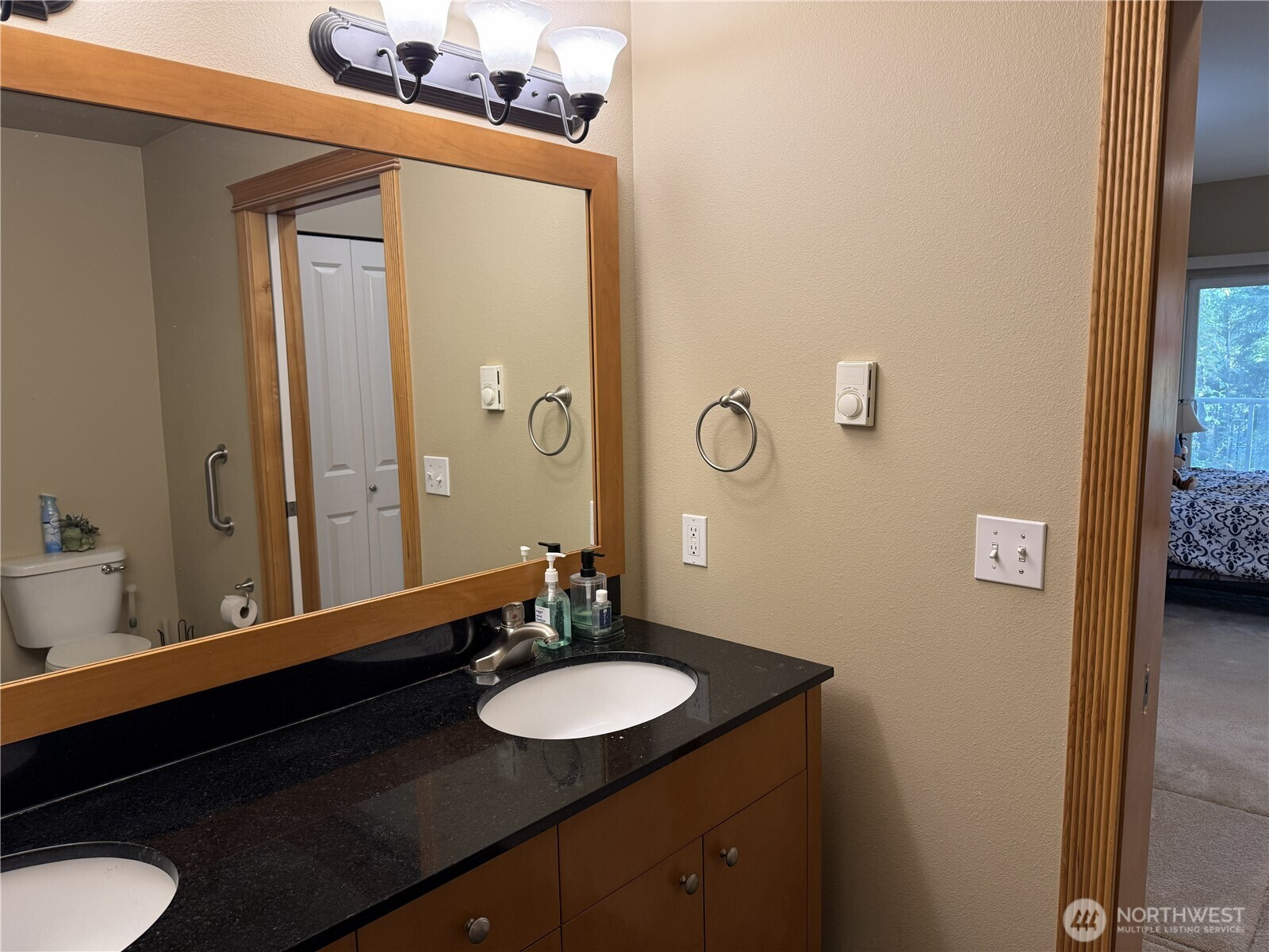 259 West Bakerview Road, Unit C203 Bellingham, WA 98226 - Photo 15 of 31