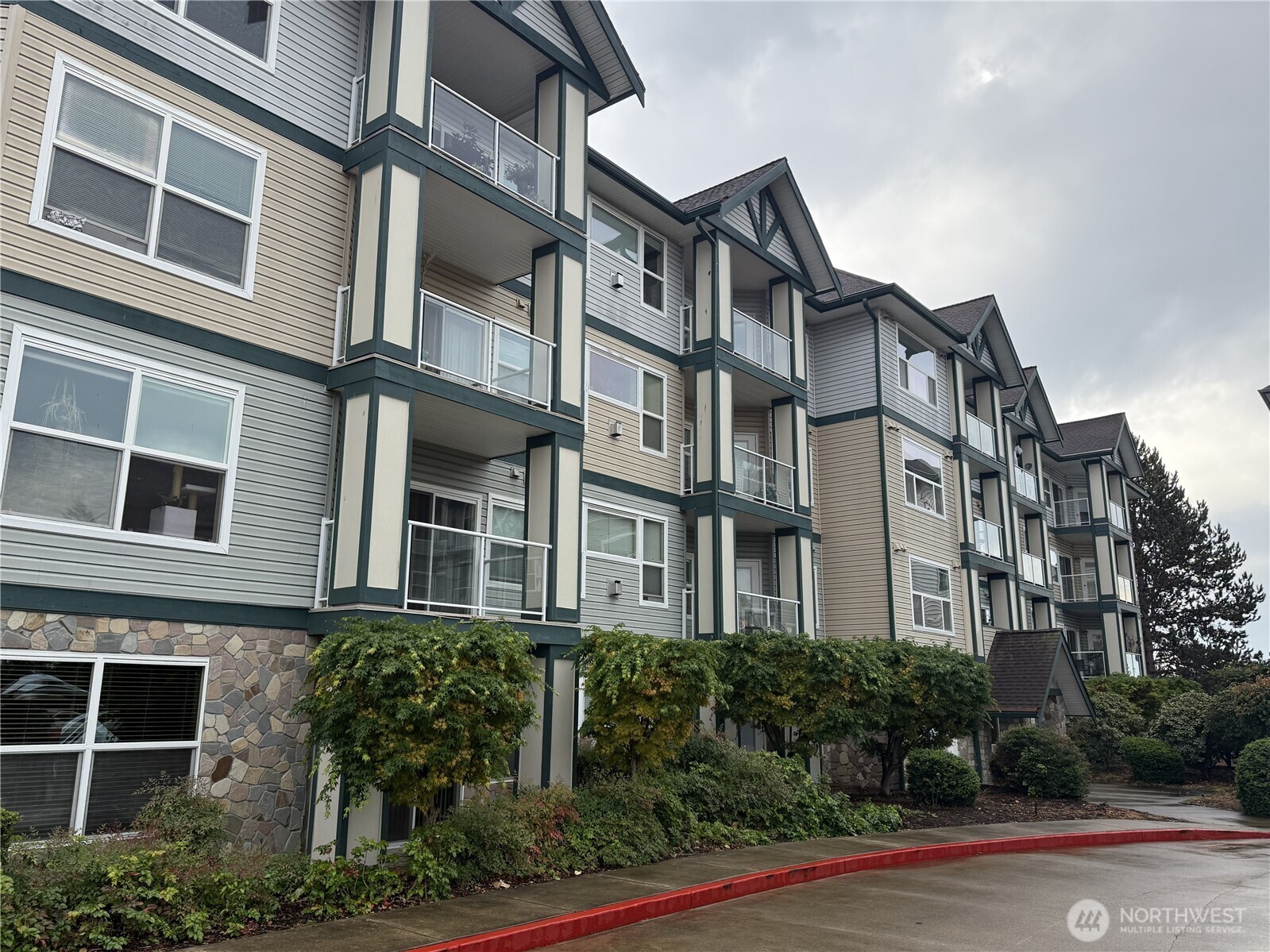 259 West Bakerview Road, Unit C203 Bellingham, WA 98226 - Photo 30 of 31