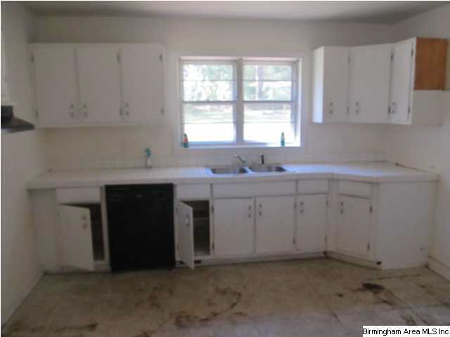 828 Five Mile Road Birmingham, AL 35215 - Photo 5 of 13