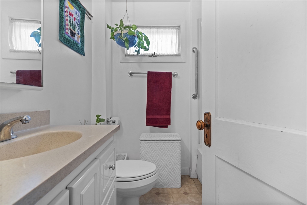 92 Bellevue Road Lynn, MA 01904 - Photo 24 of 30 Gallery Image 24