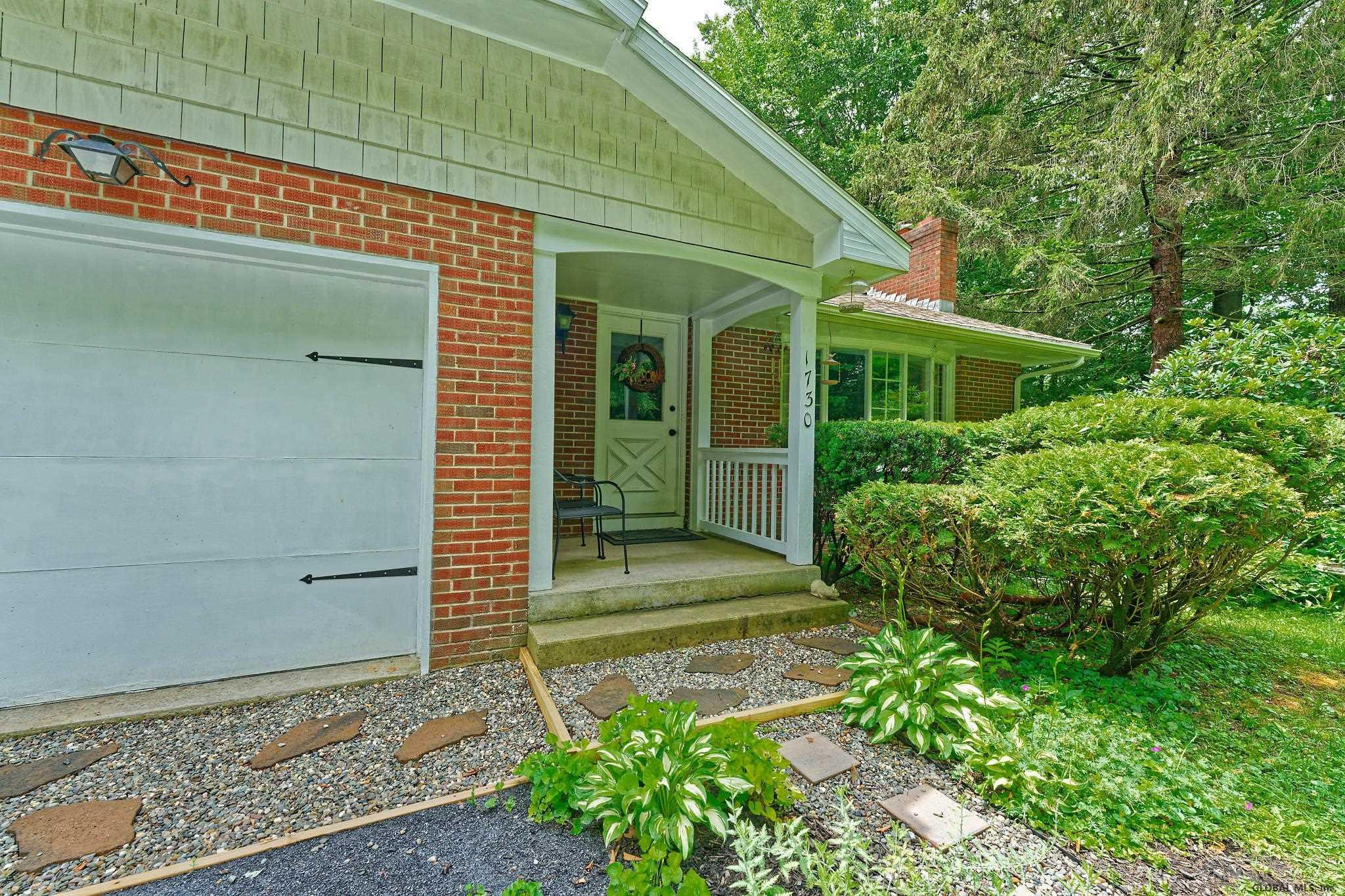 1730 Crescent Road Rexford, NY 12148 - Photo 3 of 45 Photo 8