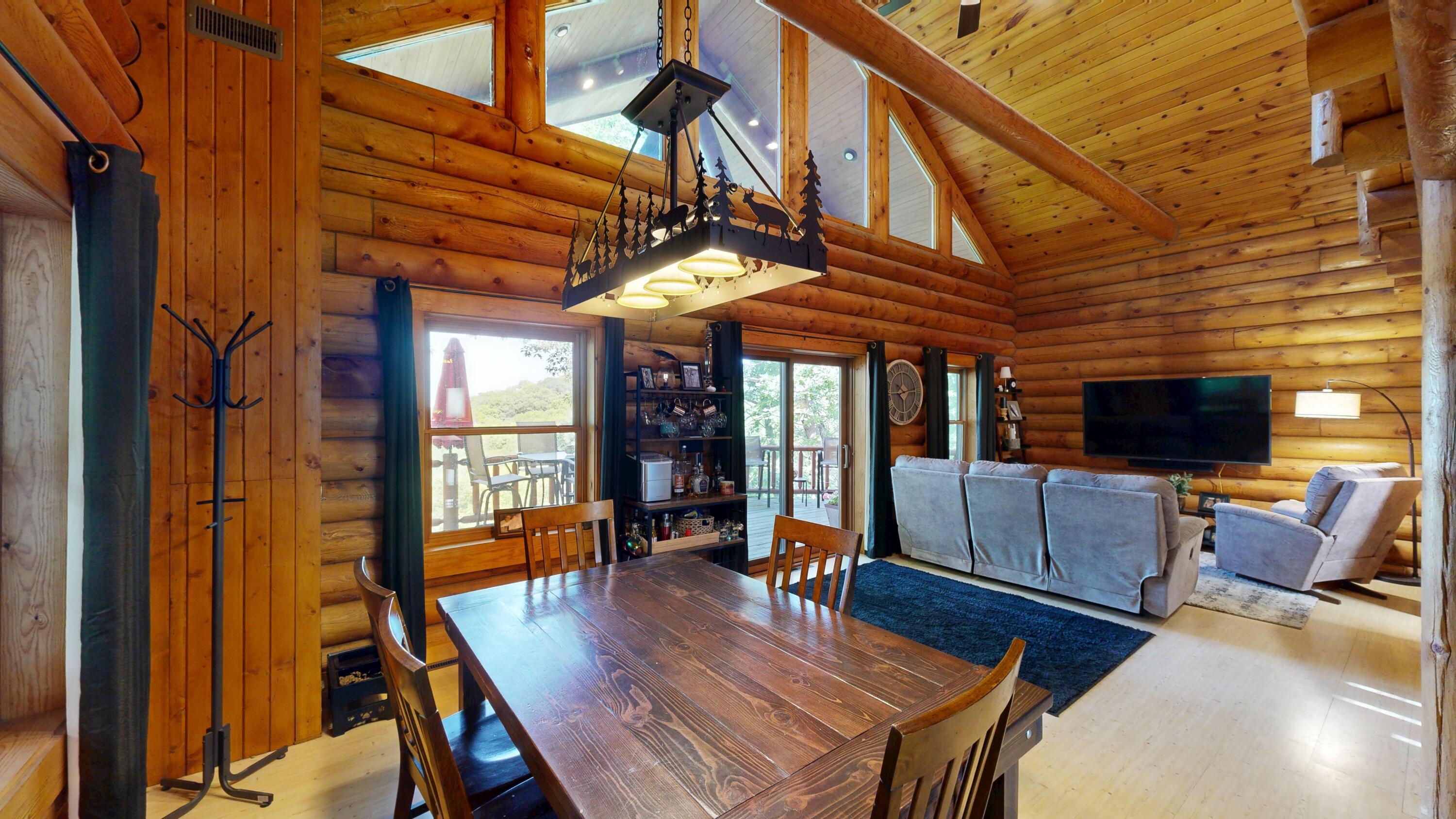 20643 Deer Island View Road Seneca, WI 54626 - Photo 12 of 61 Dining Room