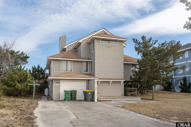 $2,199,000 | 1089 Lighthouse Drive, Corolla, NC 27927