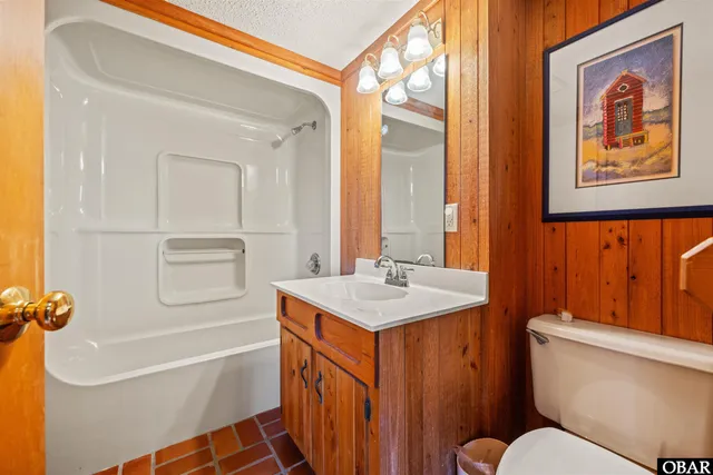 $2,199,000 | 1089 Lighthouse Drive, Corolla, NC 27927