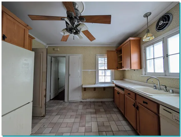 $123,000 | 955 North 6th Street, Manitowoc, WI 54220