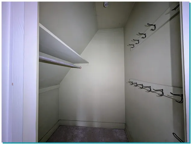 $123,000 | 955 North 6th Street, Manitowoc, WI 54220